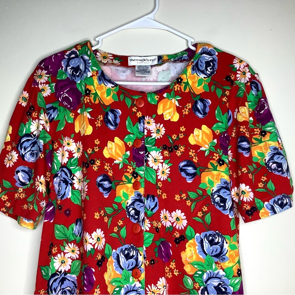 < Vintage Vibrant Red Floral Button Down Top > - Picture 2 of 5